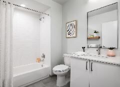 Building Photo - 2004 W Diversey Pkwy