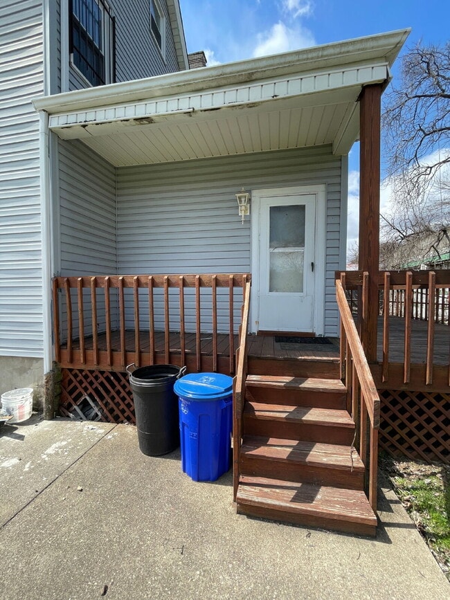 Building Photo - Cozy 3 Bedroom 1 Bath Home!