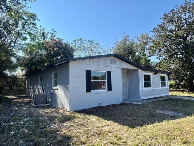 Building Photo - 7224 Valiant Ct