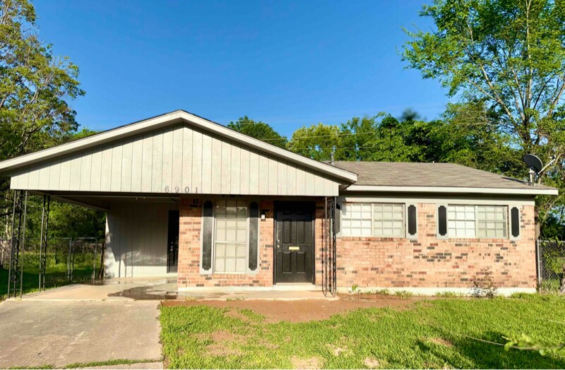 Primary Photo - 6901 Lavender Dr
