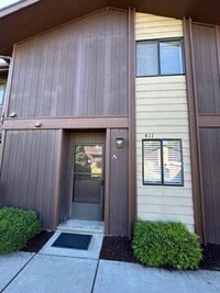 Building Photo - Cheney Condo