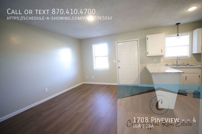 Building Photo - 1708 Pineview St