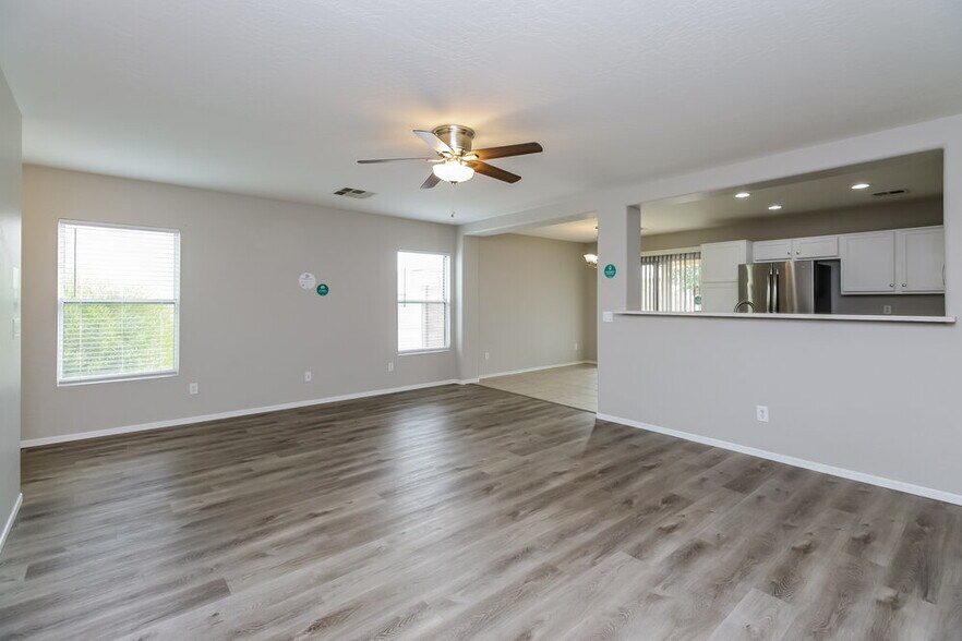 Building Photo - 2377 E San Manuel Rd