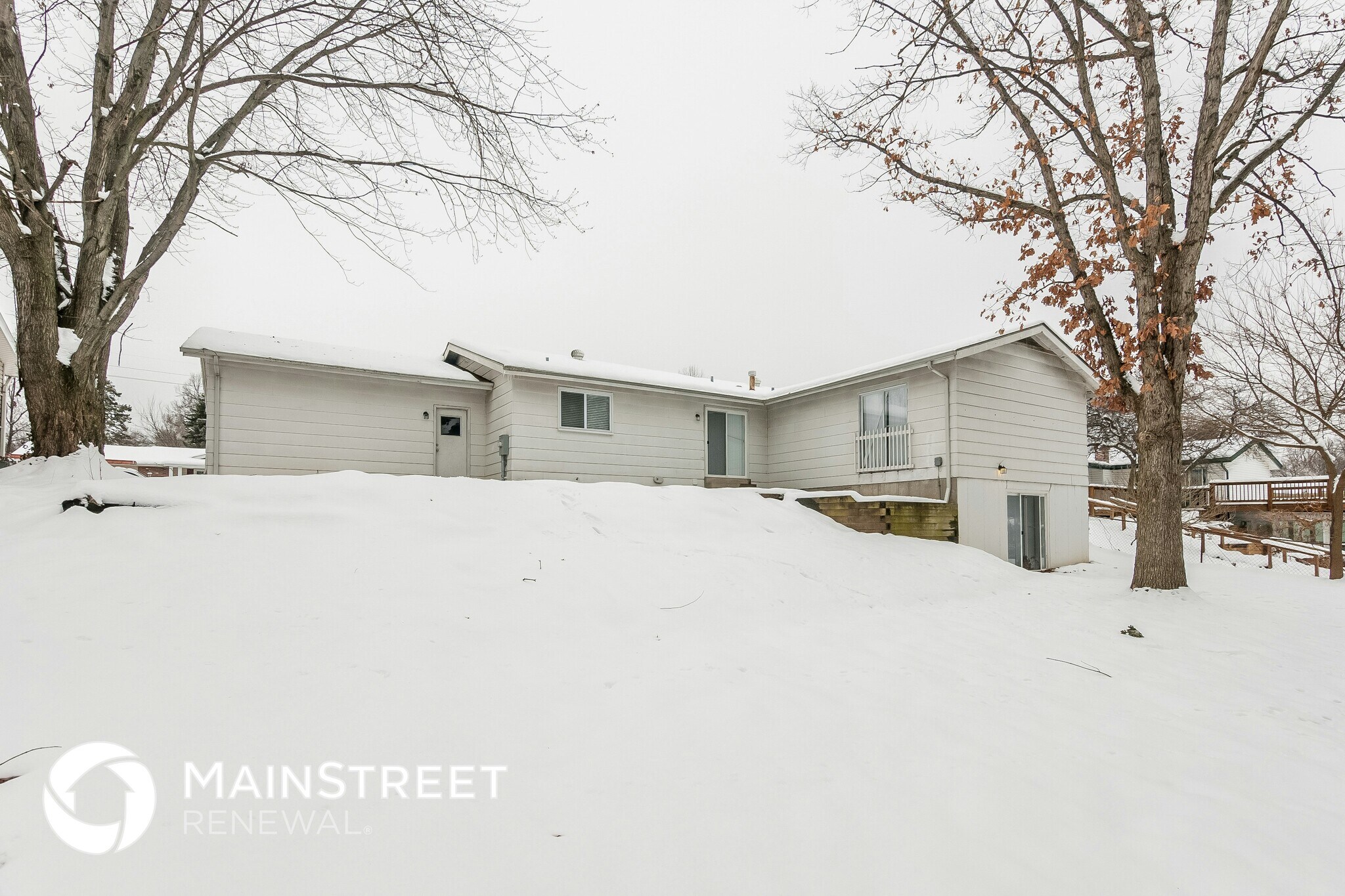 Building Photo - 5832 Sir Edward Ct