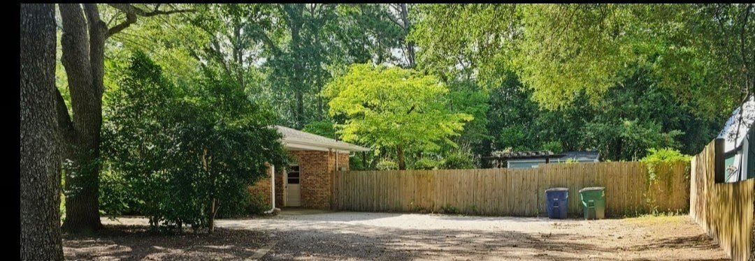 Building Photo - 1446 Audubon Dr SE