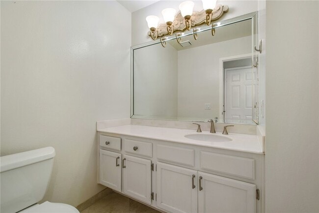 Building Photo - 30 St Michael