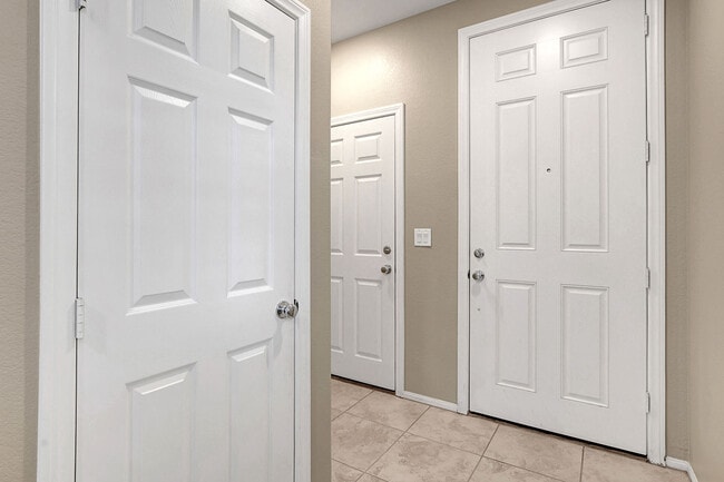 Building Photo - 3017 Termini Ave