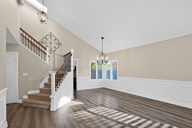 Building Photo - Exceptional Escondido Living — 4 Bed | 3 B...