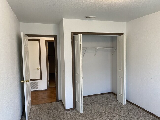 Building Photo - 3128 Jerri Ln