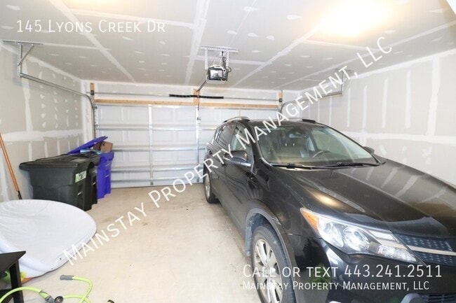 Building Photo - 145 Lyons Crk Dr