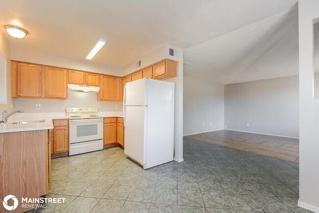 Building Photo - 5133 S Fremont Ave, Tucson, AZ 85706