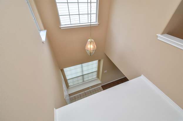 Building Photo - 14306 Mirkwood Ln