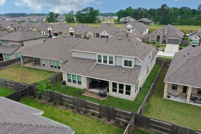Building Photo - 18323 Tiger Flowers Dr