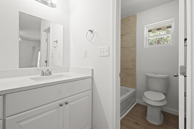 Building Photo - 24607 Green Moss Dr