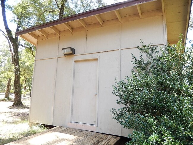 Building Photo - 171 Bear Creek Rd