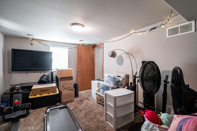 Building Photo - 1801 S 64th St