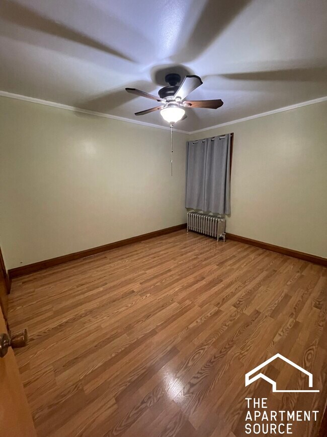 Building Photo - 5143 S Rockwell St