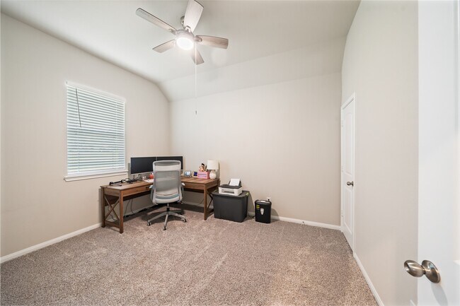 Building Photo - 18203 Samie Nell Ct