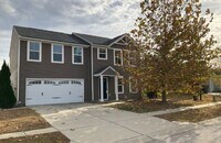 Building Photo - 4 bedroom 2.5 bath in Burnside Farms