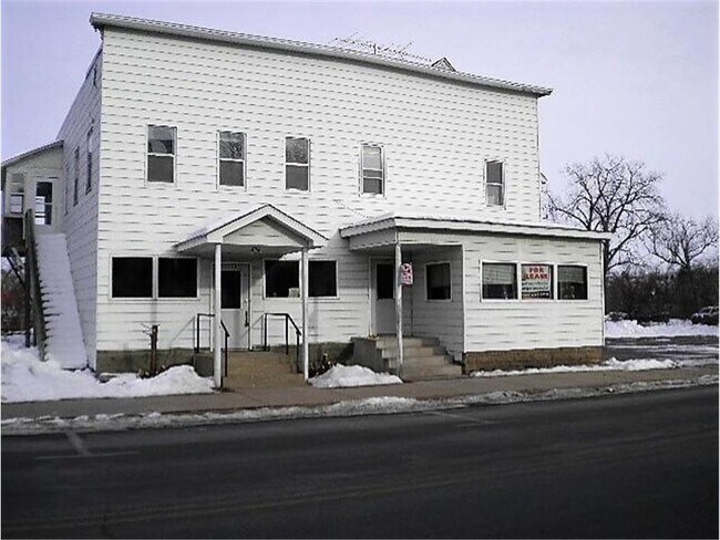 Primary Photo - 118 Spring St