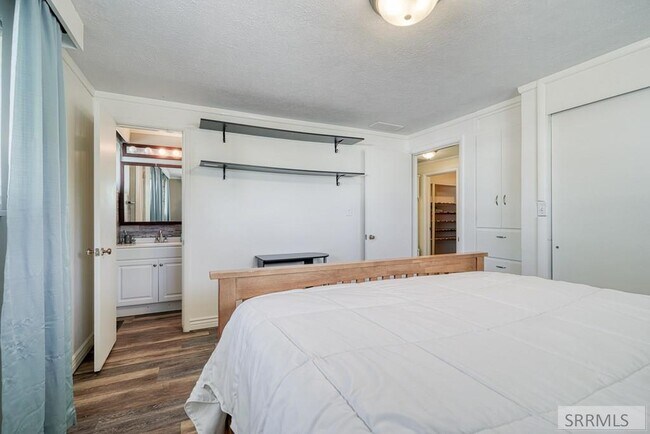 Building Photo - 947 Cassia Ave