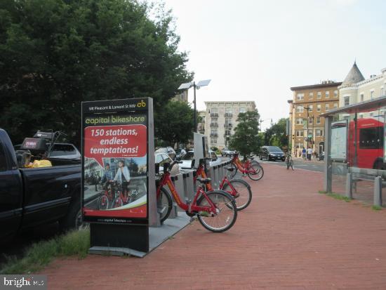 Building Photo - 3110 18th St NW