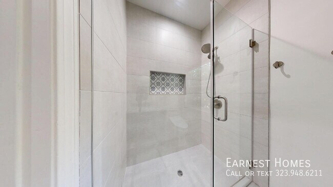 Building Photo - 3500 Coldwater Canyon Ave