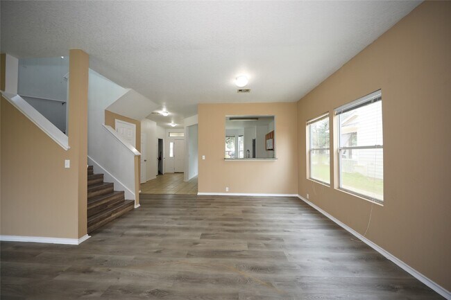 Building Photo - 18851 Sandelford Dr