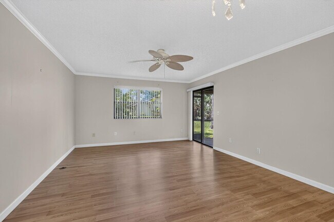 Building Photo - 184 Mastic Tree Ct