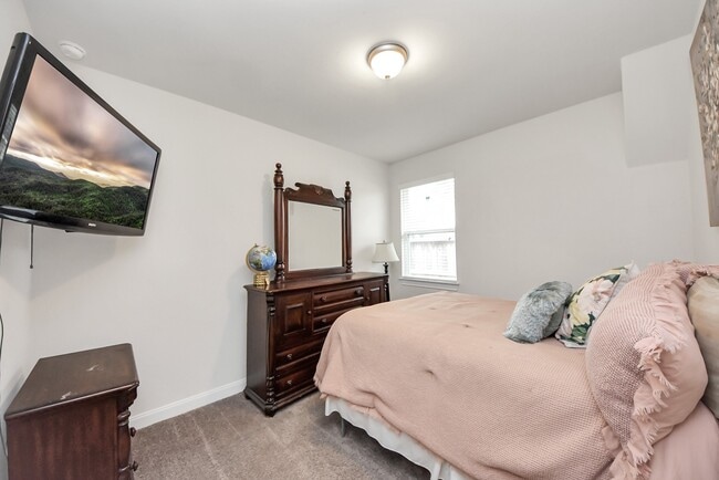 Building Photo - 8806 Chapada Highlands Dr