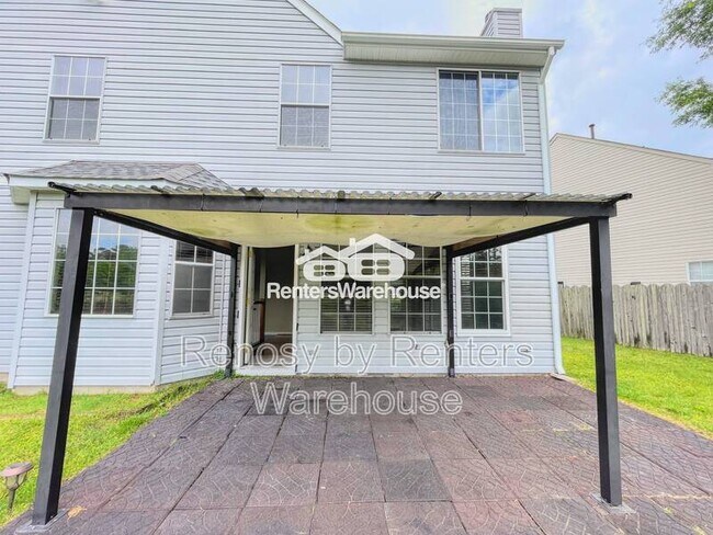 Building Photo - 601 Whisper Walk