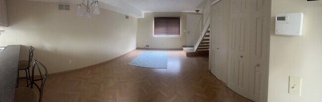 Building Photo - 616 Eastbrooke Ln