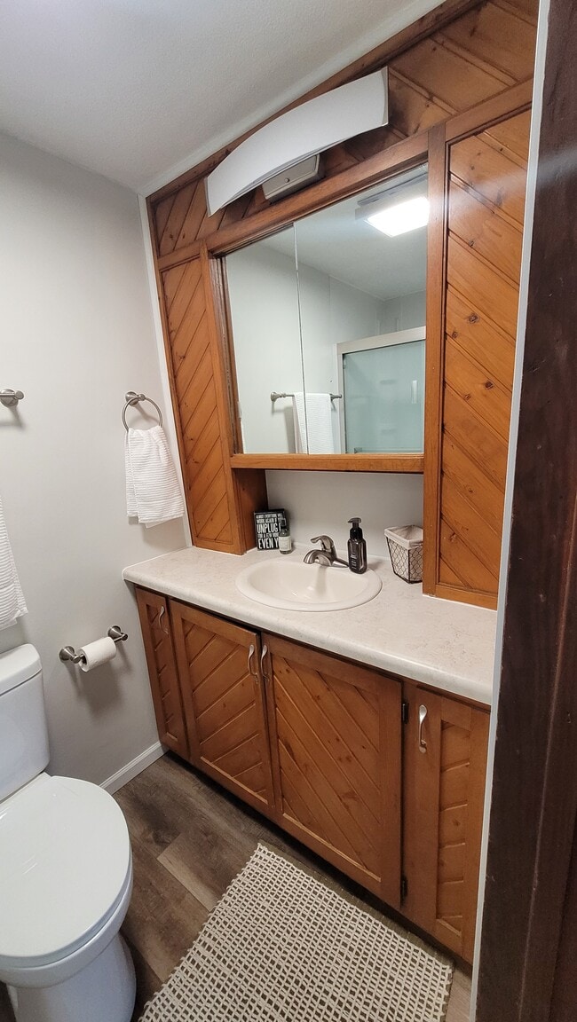 Building Photo - 812 Logan St