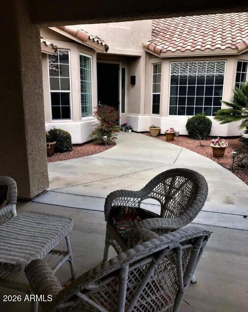 Building Photo - 890 S Golf View Dr