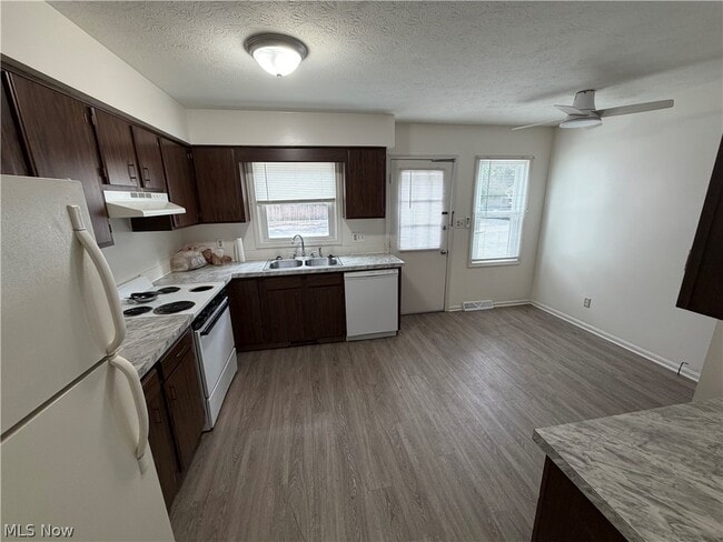 Building Photo - 58 N Pershing Ave