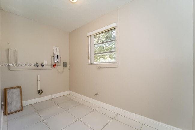 Building Photo - 7520 Coral Blvd