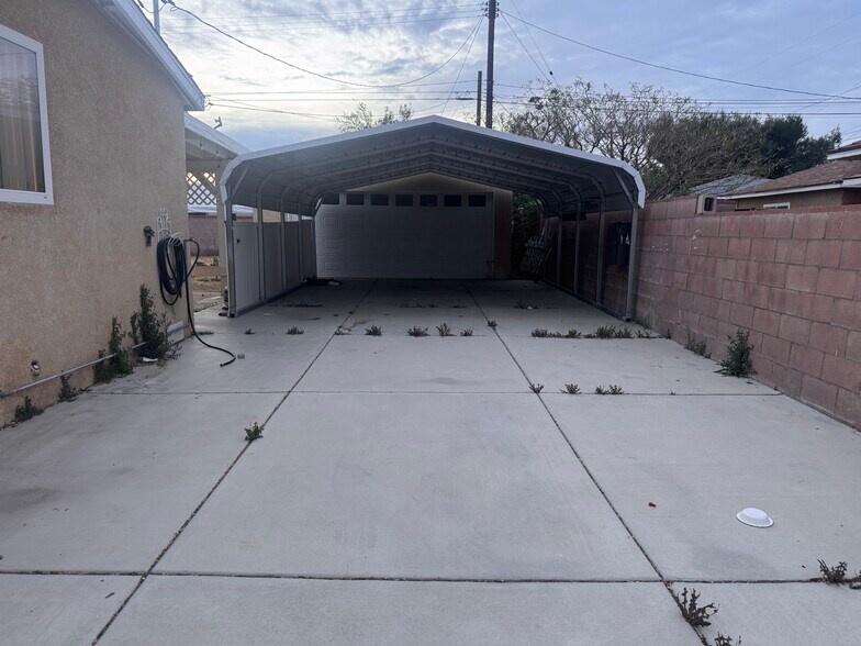 Building Photo - 45436 12th St W