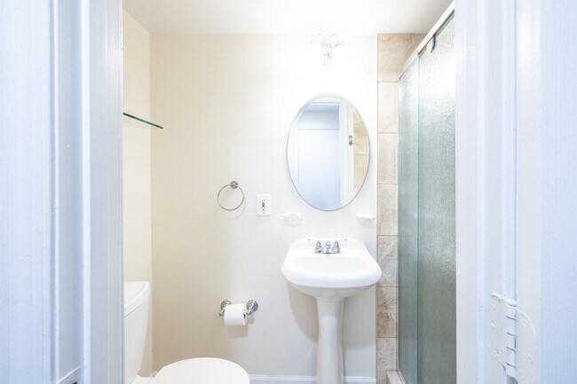 Building Photo - 10238 Arizona Cir