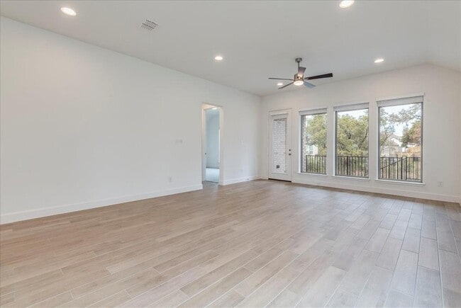 Building Photo - 164 Kimble Creek Lp