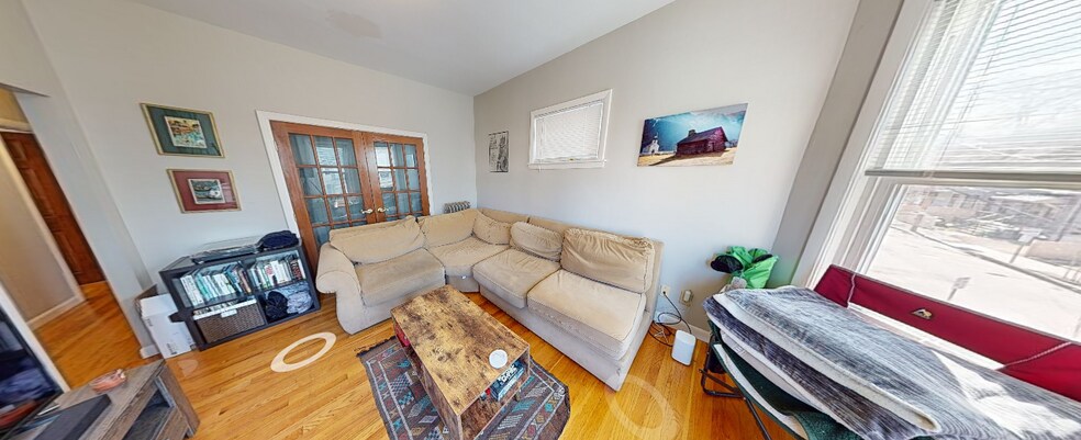 Building Photo - 23 Tufts St