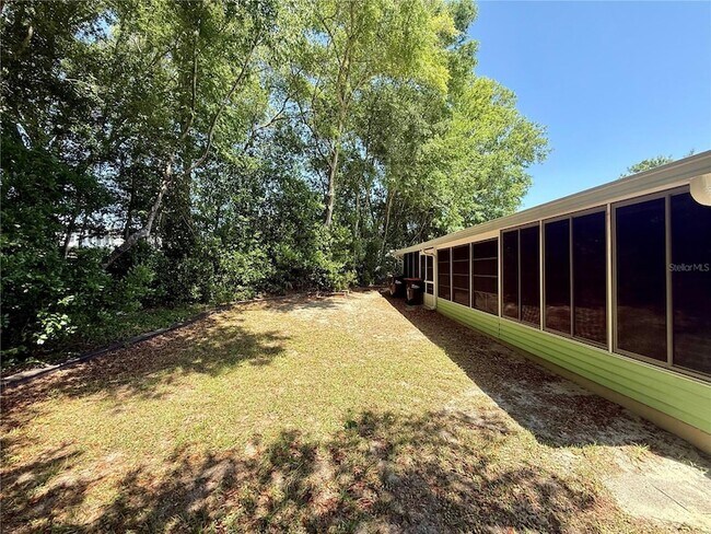 Building Photo - 10832 SW 85th Terrace