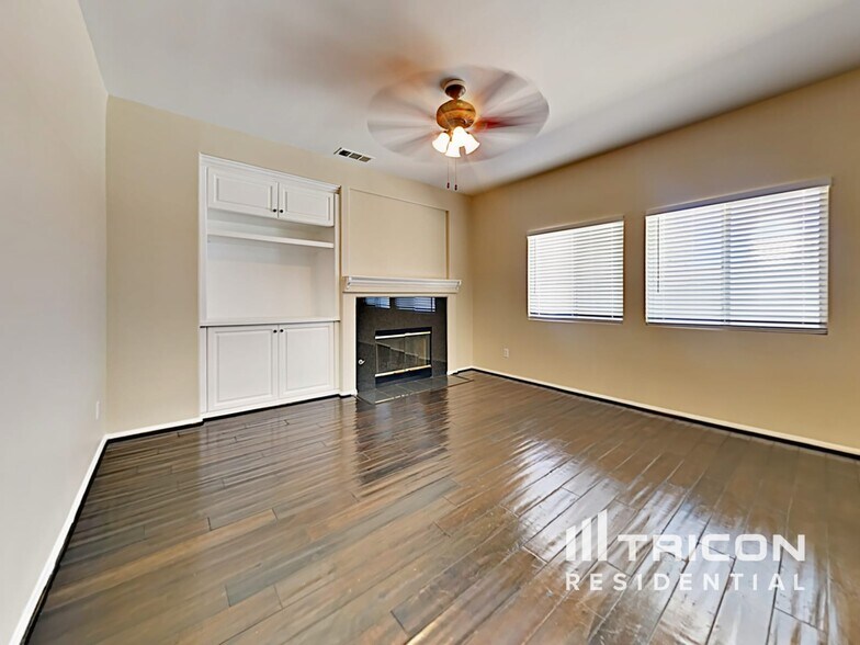 Building Photo - 43430 Rucker St