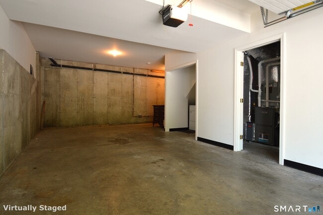 Building Photo - 173 Saybrook Rd
