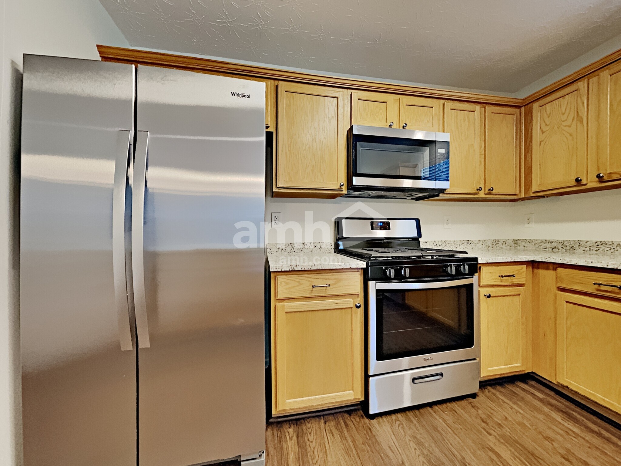 Building Photo - 1959 Johns Pl Ct NE