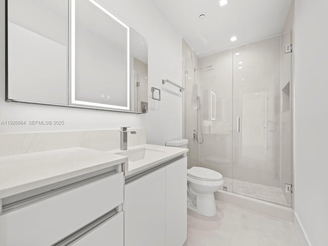 Building Photo - 6885 NW 169th St