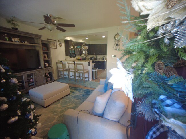 Building Photo - 1460 Mockingbird Ct
