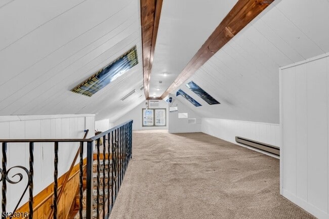 Building Photo - 633 McGillvray Pl