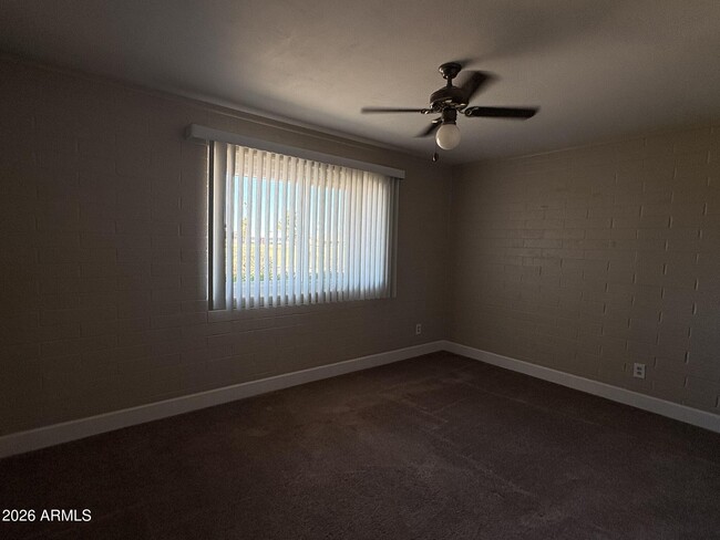 Building Photo - 11418 N 109th Ave