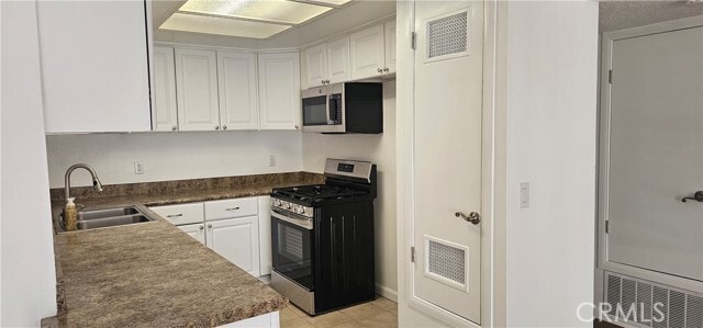 Building Photo - 760 Rimpau Ave