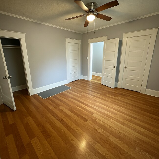 Building Photo - 1349 Holt Ave
